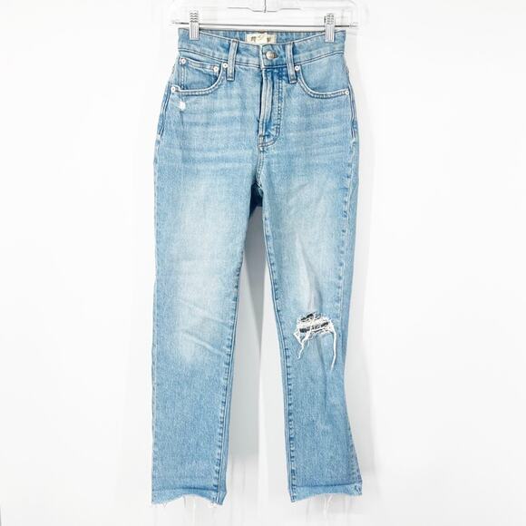 Madewell The Curvy Perfect Vintage Jeans in Coney Wash Destroyed Edition - Picture 2 of 10